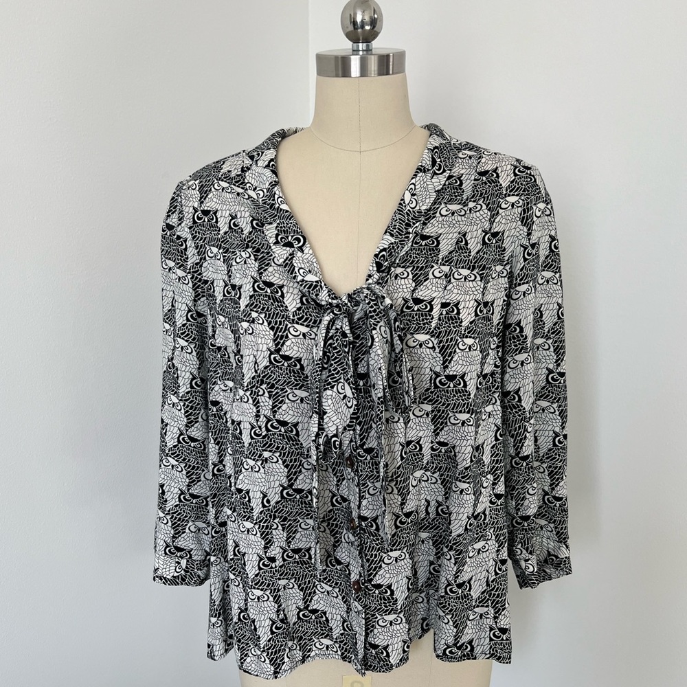 Anthropologie Owl Print Tie Neck Buttondown